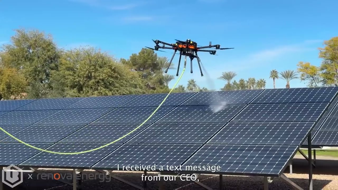 Vệ sinh tấm pin năng lượng bằng Drone